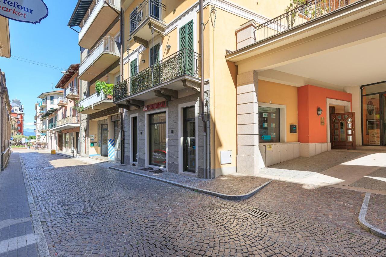Dolfin - Nel Centro Di Stresa - By Impero Houseアパートメント エクステリア 写真